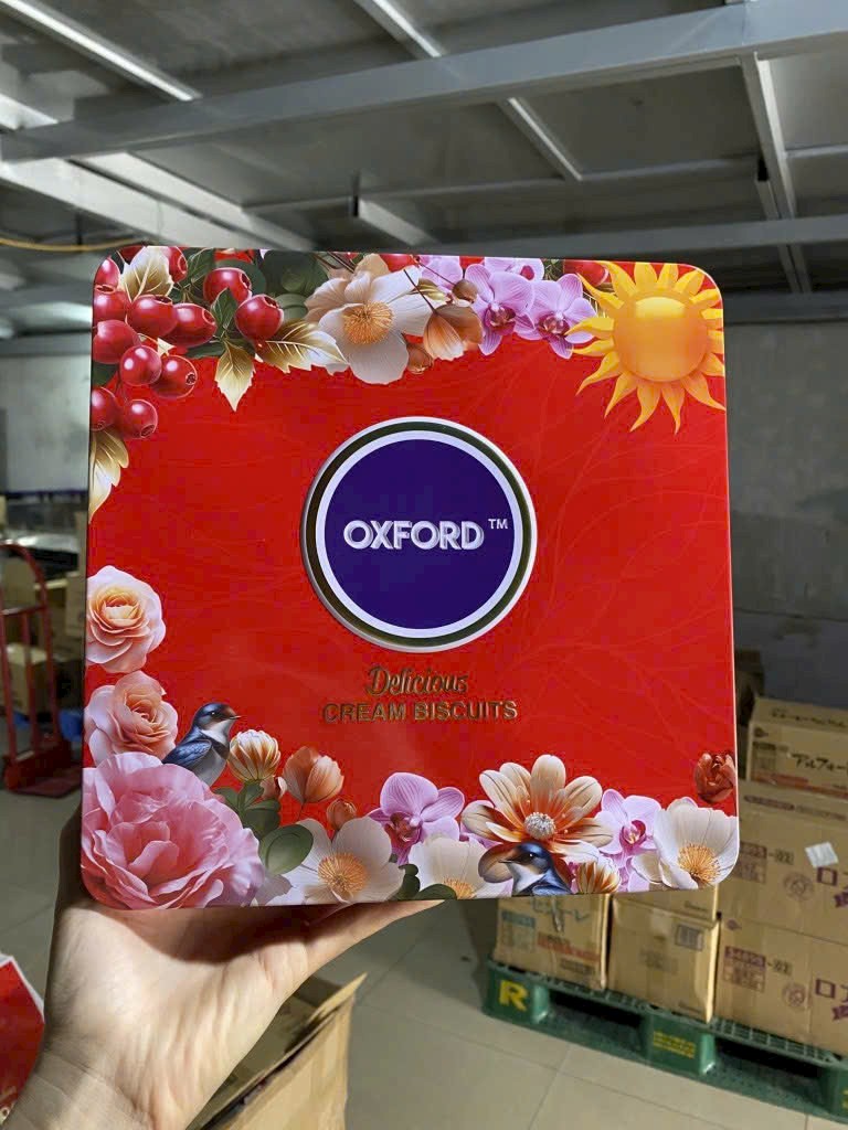 Hộp bánh Oxford Delicious Cream Biscuits 420g