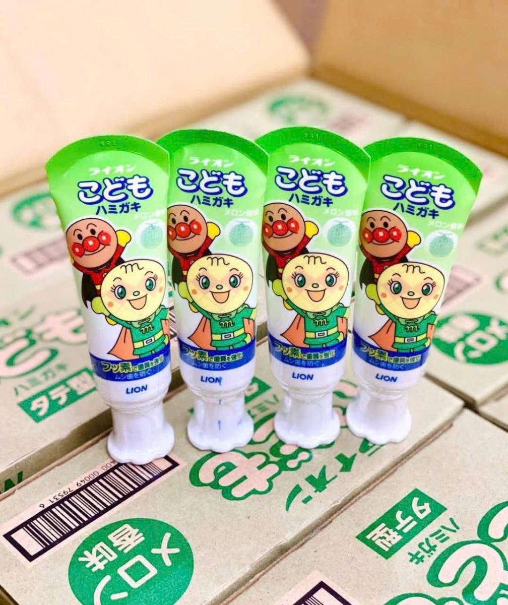 Kem đánh răng trẻ em LION Nhật Bản (cho bé từ 1 tuổi)