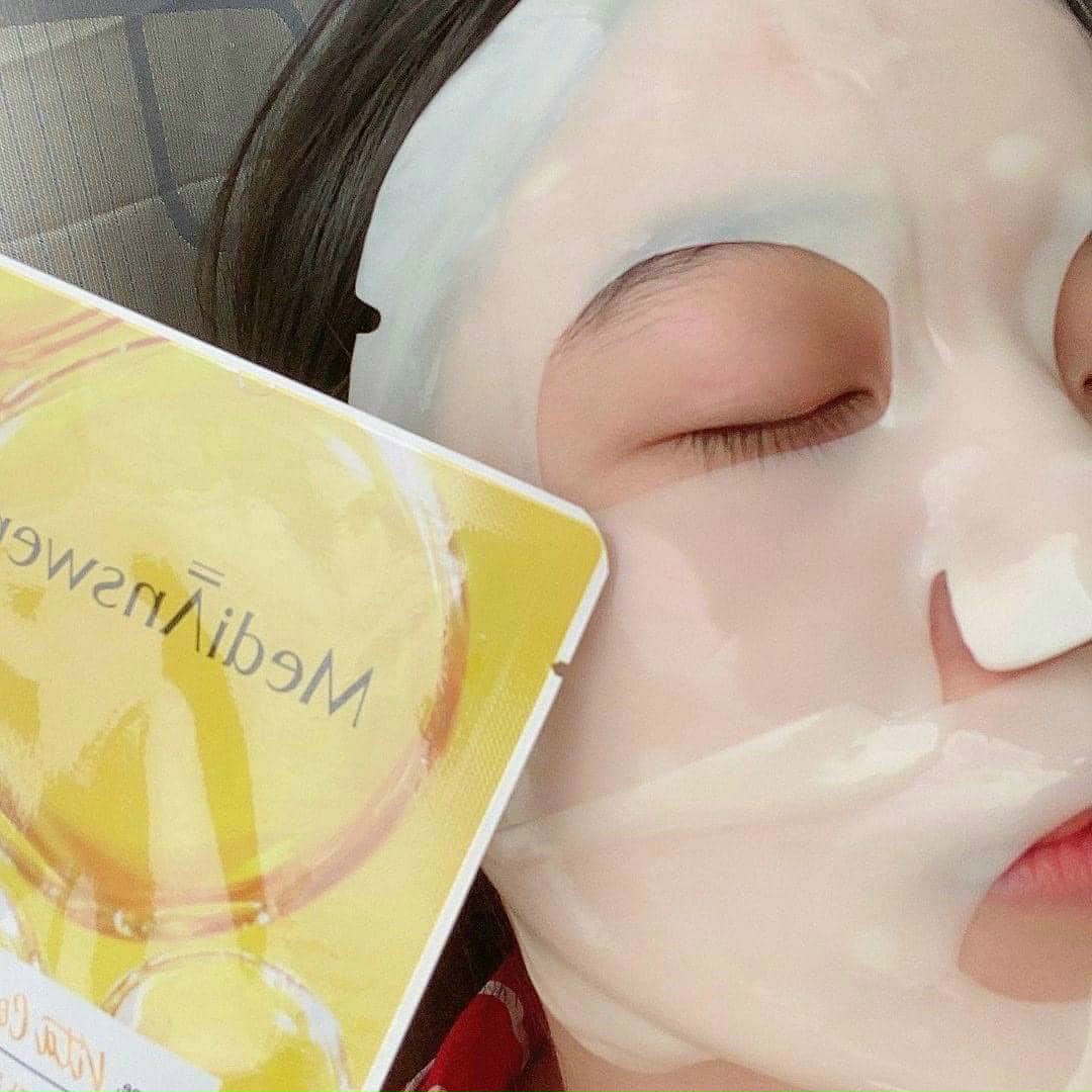 Mặt nạ thạch vàng MediAnswer Vita Collagen Mask (Hộp 5 miếng)