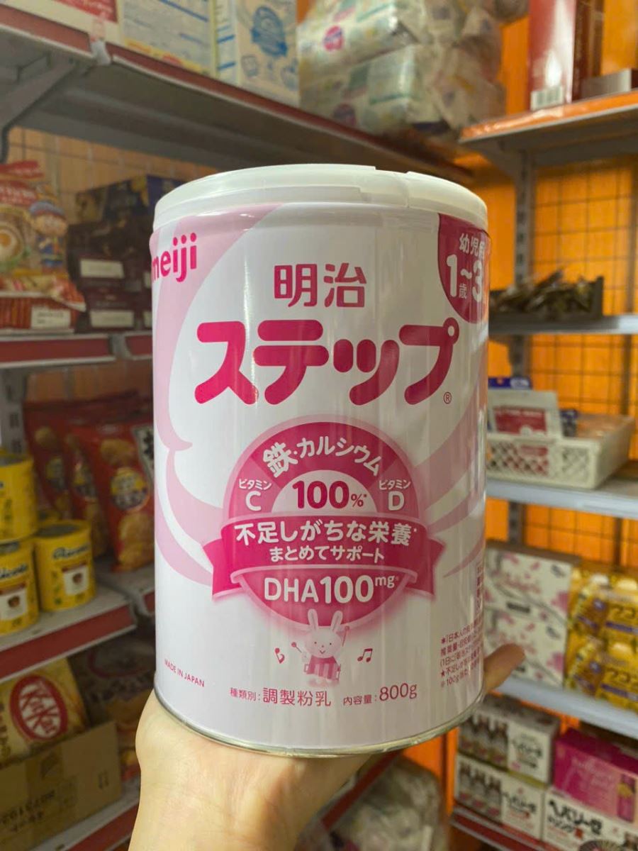 Sữa Meiji lon 0-1 nội địa Nhật Bản