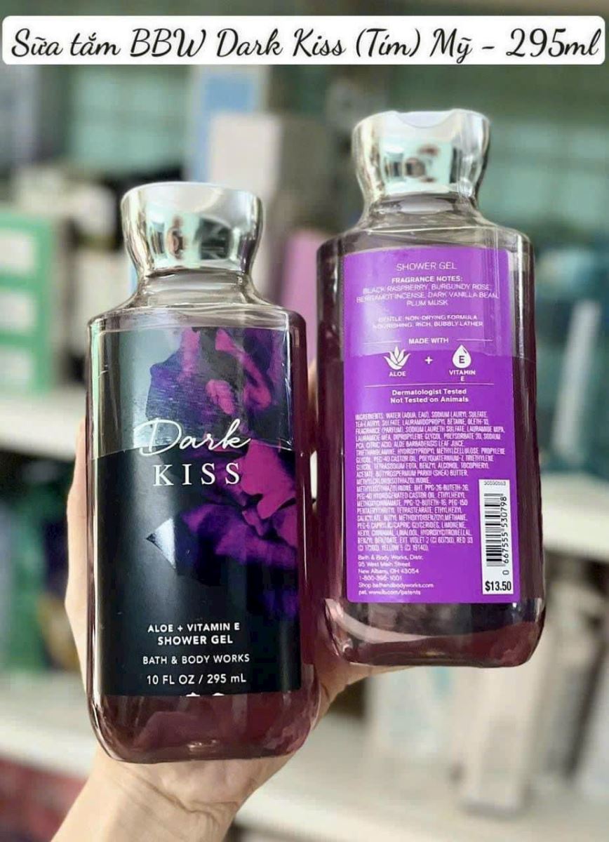 Sữa tắm nước hoa Dark KISS Mỹ 295ml