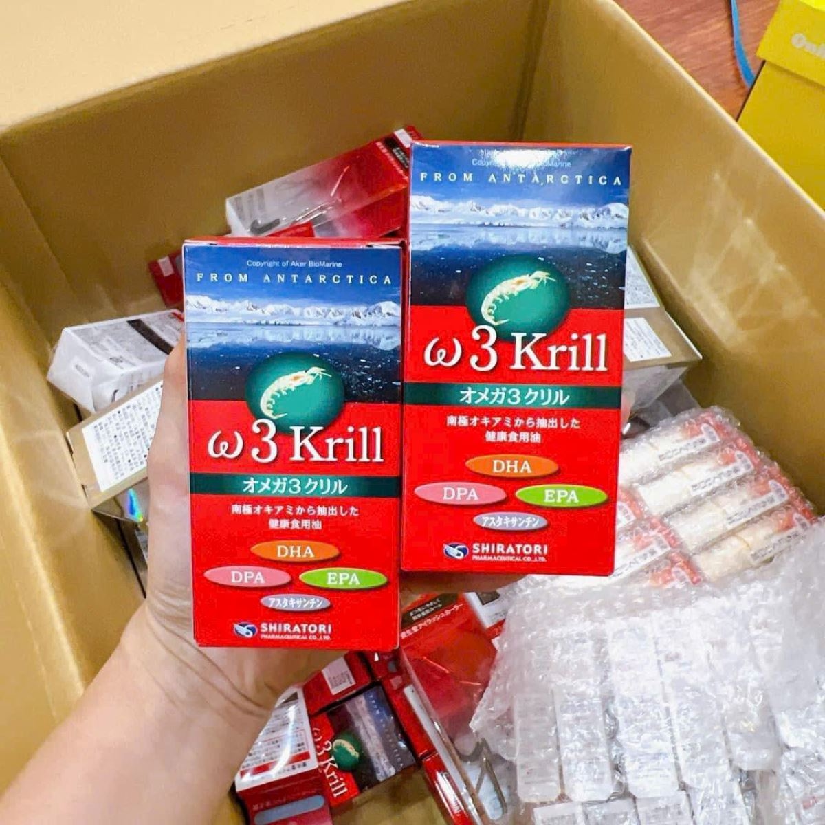 Dầu nhuyễn thể Omega 3 Krill Nhật Bản